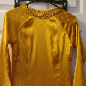 Elegant Gold Ao Dai
